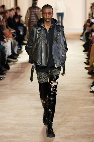 Look 22
